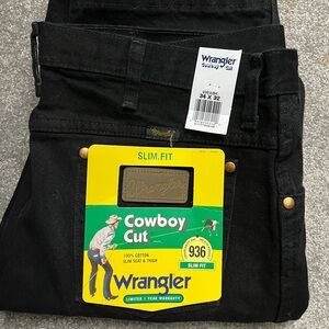 Wrangler Men's Black Slim Fit Jeans